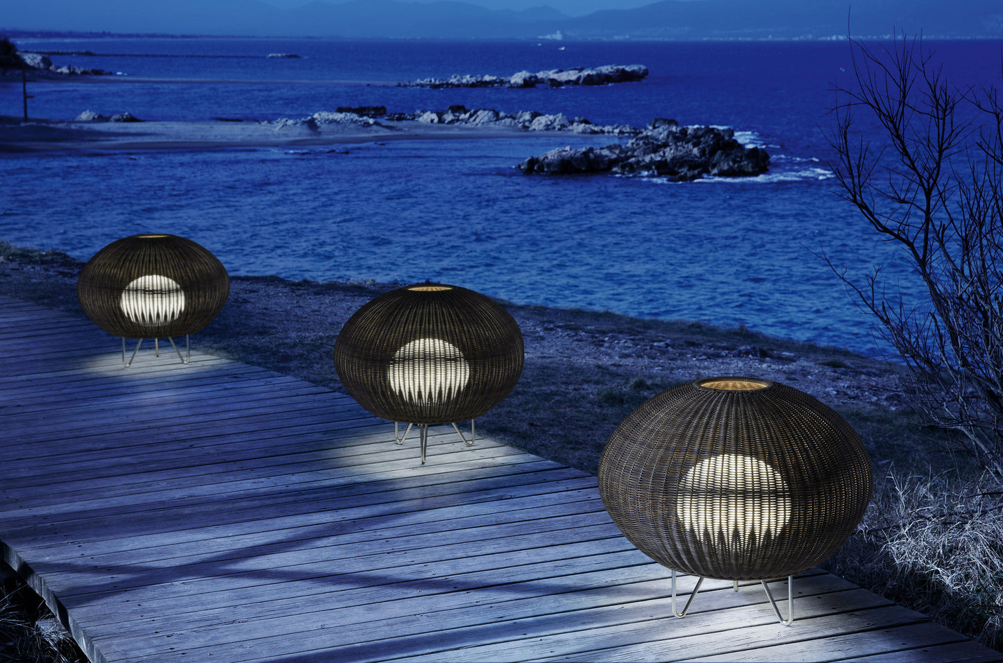 Podno svetlo za travnjak